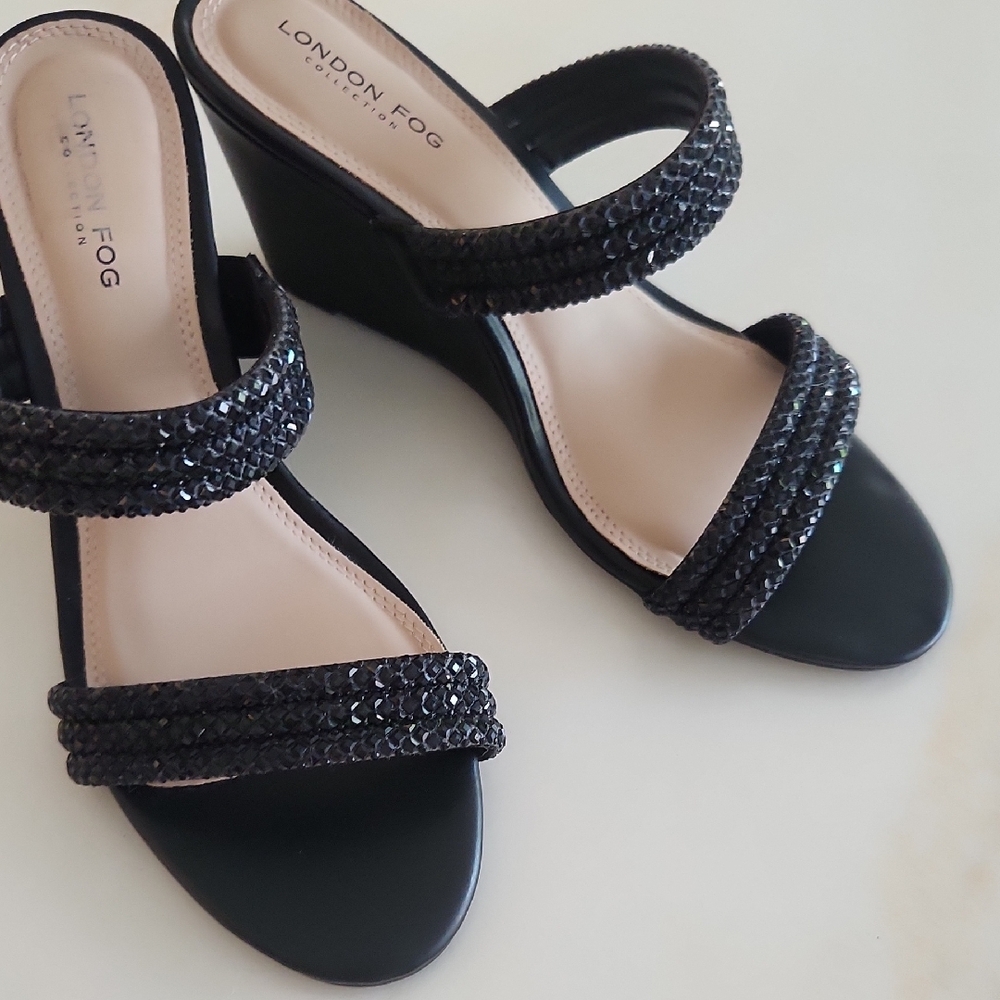 London Fog Black Beaded Women's Sparkly Wedge Sandals. Never Worn. - Picture 3 of 11